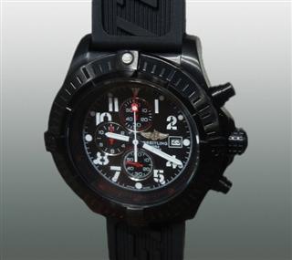 BREITLING AVANGER UHR