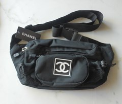 CHANEL BAUCHTASCHE