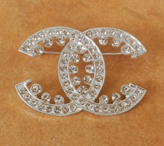 CHANEL ANSTECKNADEL BROSCHE MIT STRASS #CH289S