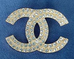 ANSTECKNADEL / PIN / BROSCHE IM CHANEL DESIGN #CH314S