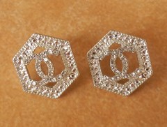 CHANEL OHRRINGE MIT STRASS #CH610S