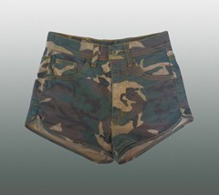 Damen Shorts Camouflage
