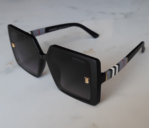 BURBERRY SONNENBRILLE