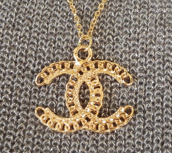 CC CHANEL  / CC Neckless