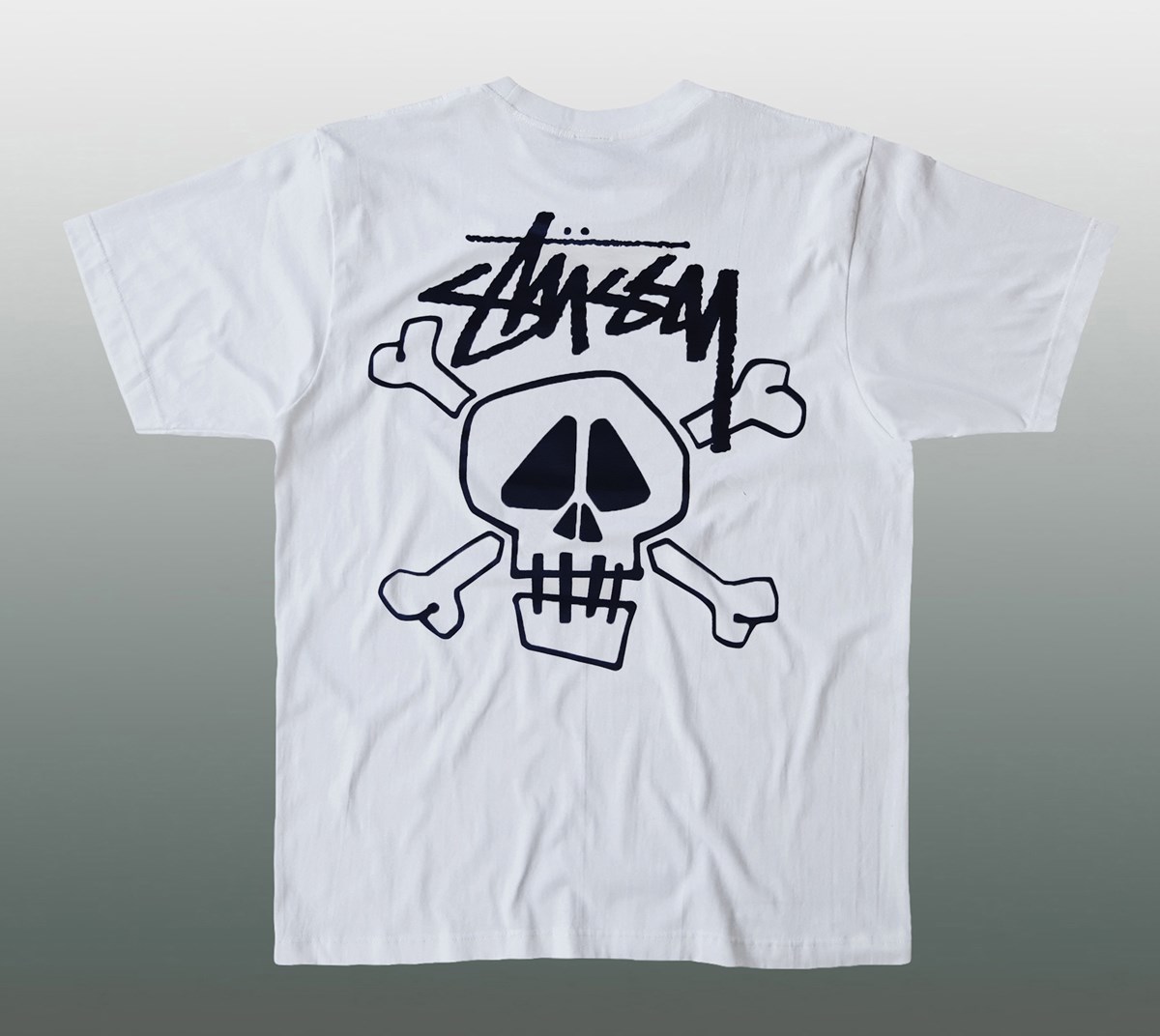 STÜSSY T-SHIRT